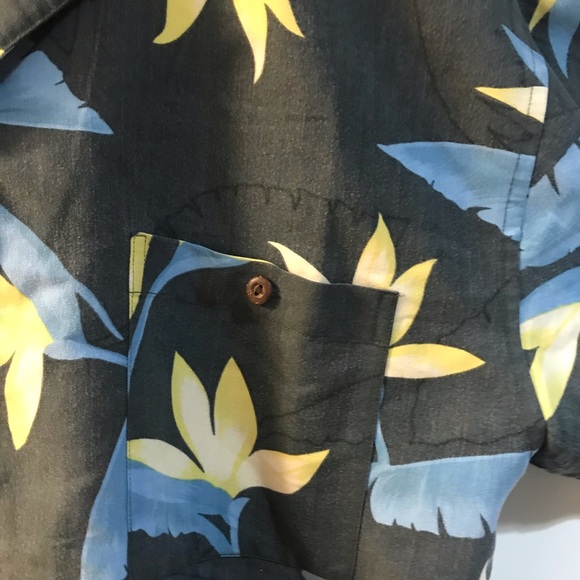 Sexy Hawaiian Aloha Shirt - Picture 2 of 8